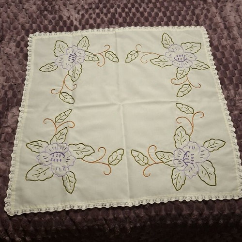 Handmade tablecloth with design like new 66x66cm