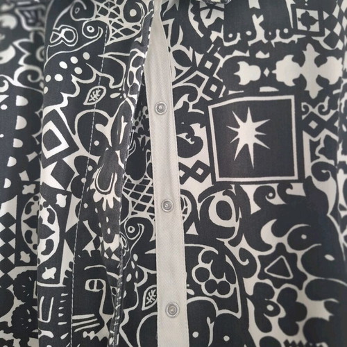 Gap trench coat used, cotton with black and white design, size XL