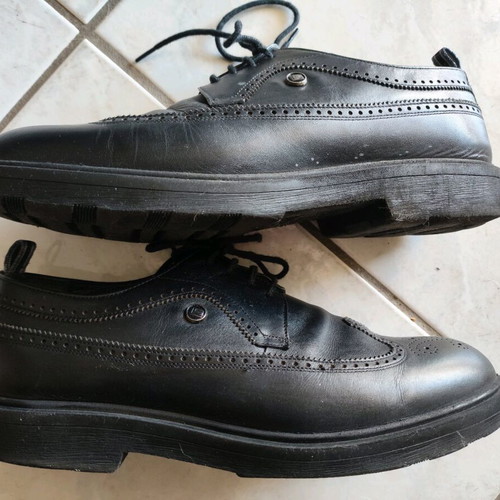 Guy Laroche men's leather shoes size 40 like new, black casual