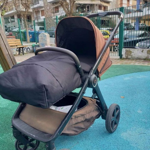 Espiro Only 3-in-1 stroller used with car seat and carrycot