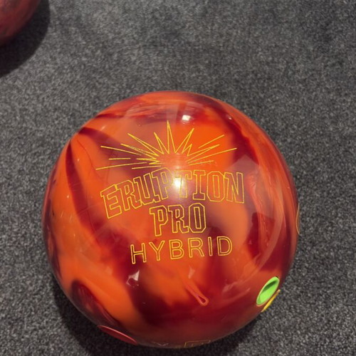 Bowling ball Eruption Pro Hybrid like new with holes