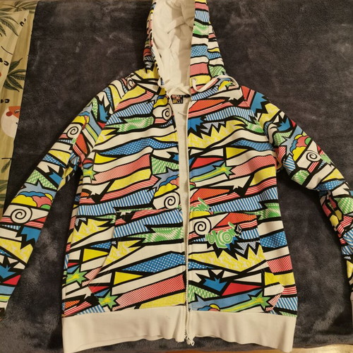 Volcom sweatshirt medium used, multicolor