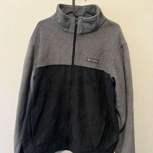 Columbia Fleecd like new, black and gray, size L