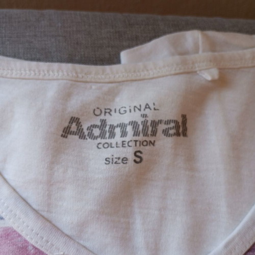 Admiral V-neck T-shirt with colorful graphic print, size S