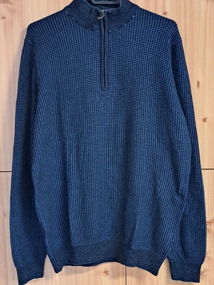 Men's wool sweater