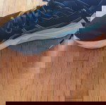  Αθλητικά παπούτσια asics