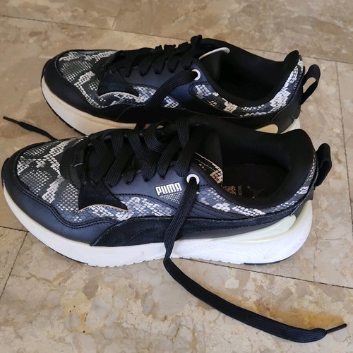 Puma sneakers size 38.5 used, lightly worn