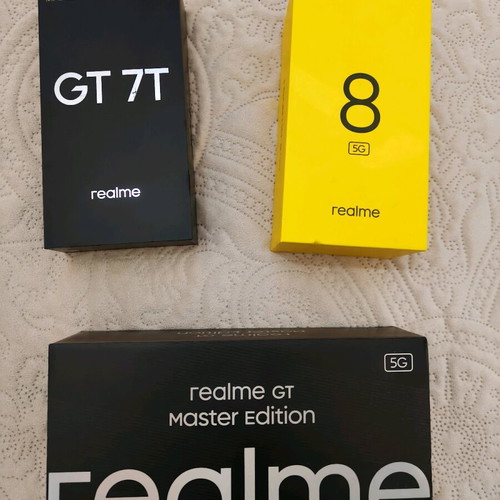 Кутии Realme GT7T, Realme 8 и Realme GT Master Edition като нови