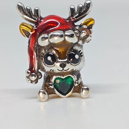 Christmas Charm Reindeer with Green Heart like new