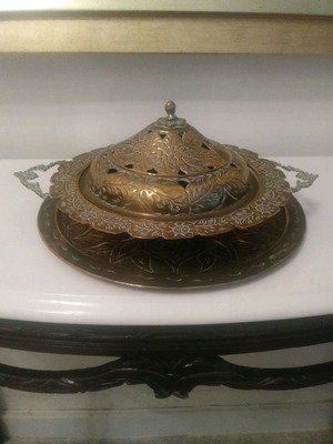 Arabic decorative handmade serving set like new, 3 pieces copper