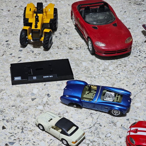 Various toy cars used, pack of 15 pieces