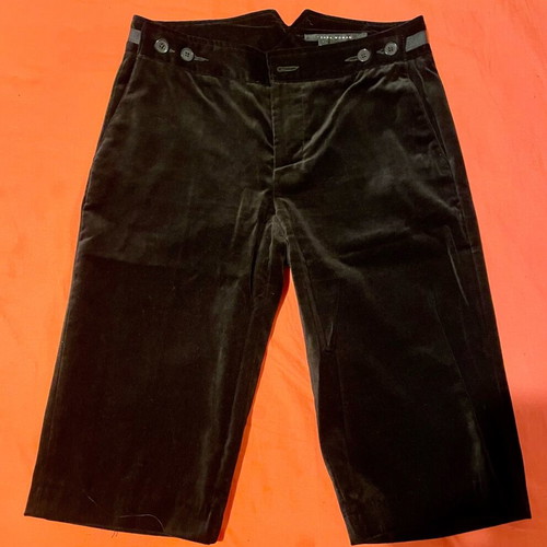Zara velvet black bermuda with decorative trim, size S, like new