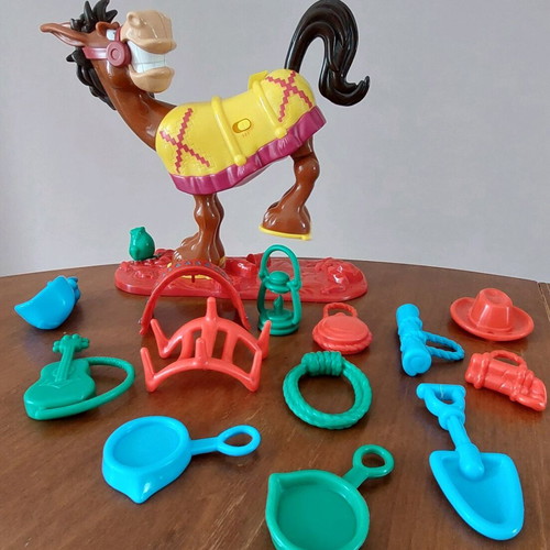 Buckaroo game like new for ages 4+