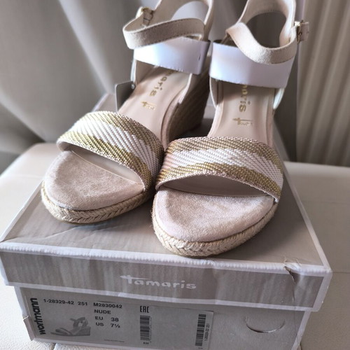 Tamaris platform sandals beige new