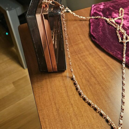Women's shoulder bag like new