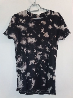 T shirt H&M used with unique print, black and beige, size XS