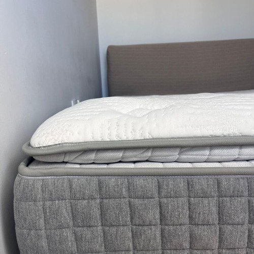 Hudson King Koil Anatomical Mattress 160x200x30cm like new