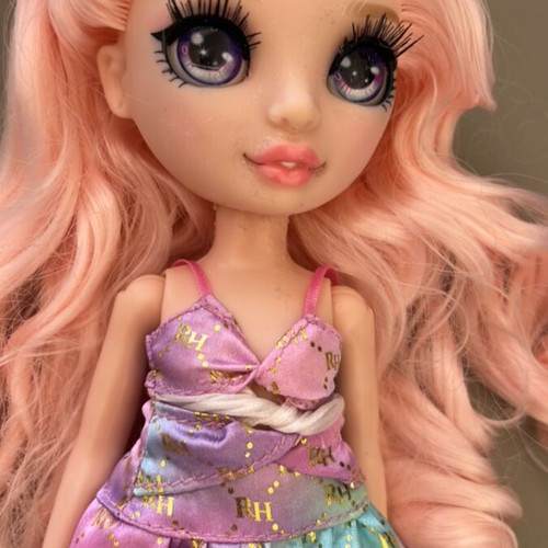 Rainbow High My Fashion Style Bella doll used