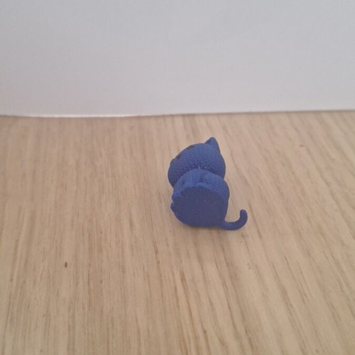 Blue plastic cat handmade new 3D printer decoration