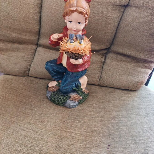 Small statue like new