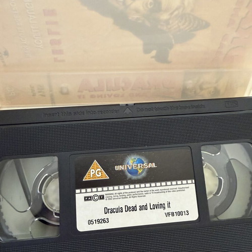 Dracula Dead and Loving It PAL VHS like new without subtitles