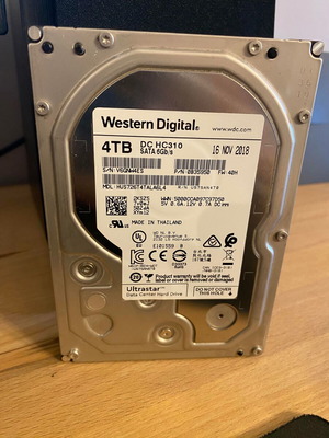 Western Digital Ultrastar DC HC310 за NAS система, в добро състояние