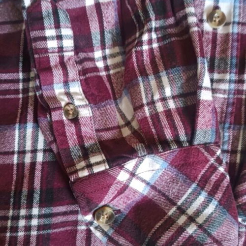 Jeep shirt size L like new, gray and purple