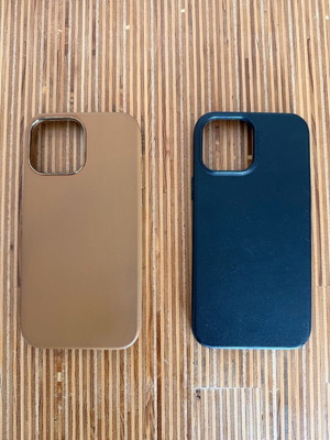 iPhone 13 Pro Max cases like new, pack of 2, black and brown