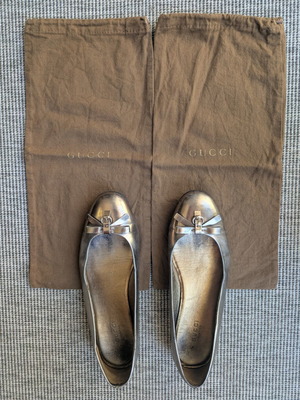 Gucci metallic bronze leather ballet flats size 36 used with dust bags
