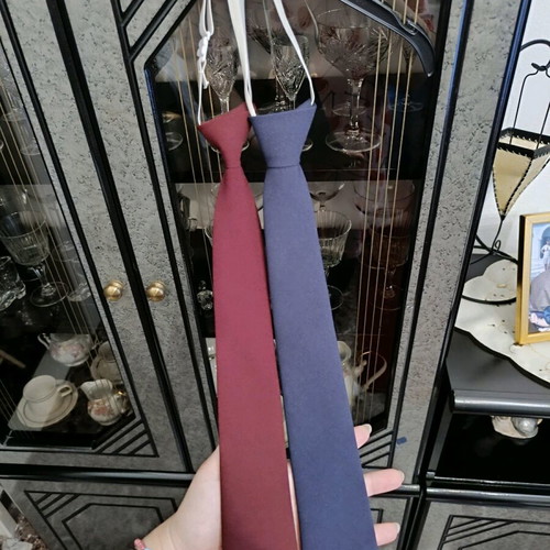 Ties blue and red like new with elastic band