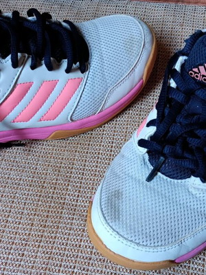 Adidas athletic shoes used, size 36, white pink