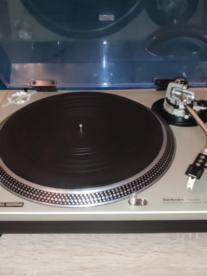 Πικάπ Tehnics SL-1200mkll σαν καινούργιο
