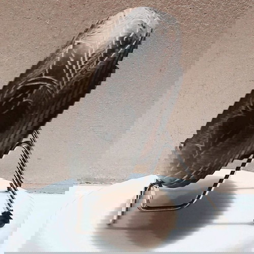 Ръчно изработена издълбана пепелник с камък от Мъртво море като нов