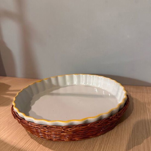Tart pan like new for tart or thin pie
