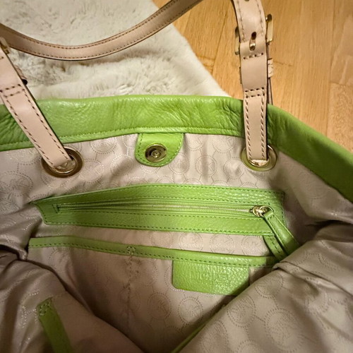 Michael Kors large leather tote bag like new, lime green with beige straps