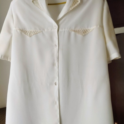 Vintage short-sleeve shirt with embroidery and lace, like new, size XL-XXL