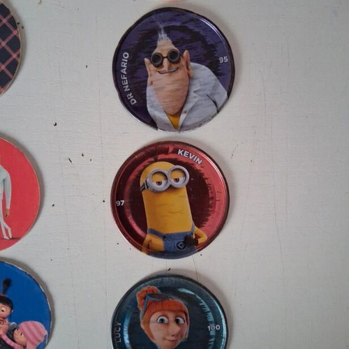 Chipicao Despicable Me 2017 collectible caps set of 68, like new