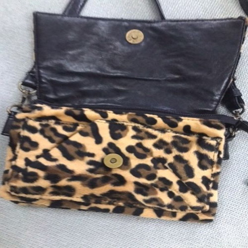 Leopard Crossbody Bag like new with detachable strap