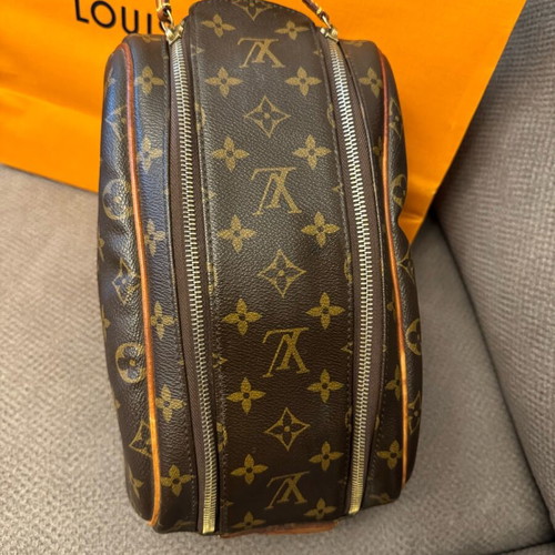 Louis Vuitton Monogram Canvas Dopp Kit toiletry bag used, beige brown
