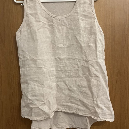 Beige sleeveless blouse made in Italy like new, 50% linen 50% cotton