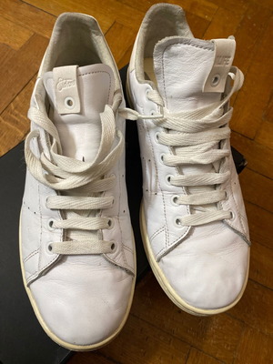 Adidas αθλητικά παπούτσια μεταχειρισμένα, νούμερο 44, άσπρα