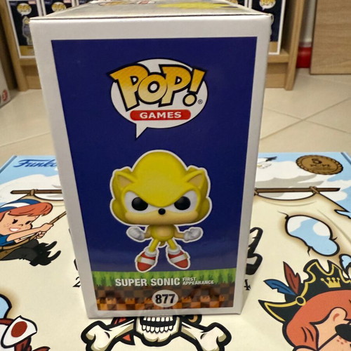 Funko Pop! Games Sonic The Hedgehog Super Sonic 877 like new