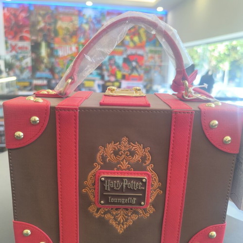 Loungefly Harry Potter Hogwarts Express Luggage Trunk Crossbody Bag new