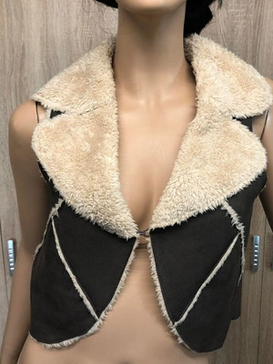 Pink Suede Vest new with synthetic fur and gift hair clips, size S