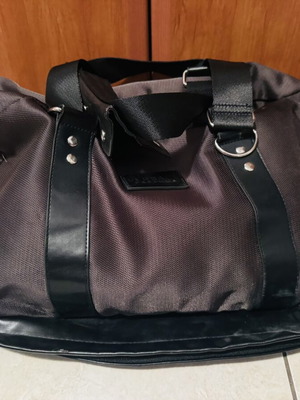 Versace Parfums Duffle Bag like new, unisex travel and gym
