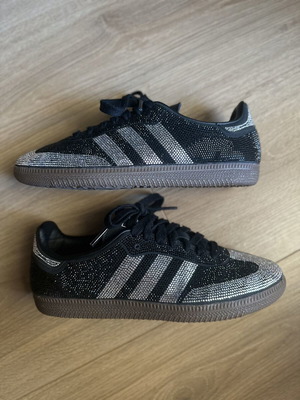 Adidas Samba sneakers σαν καινούργιο με strass, μέγεθος 37 1/3, μαύρα
