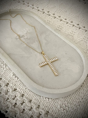 Women's cross necklace stainless steel and zircon