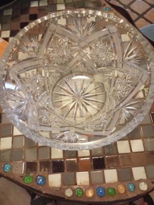 Bohemian crystal vase, engraved, heavy, 25 cm diameter