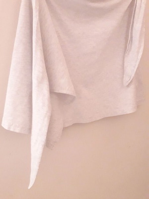Mexx women's wrap skirt like new, size Small, gray
