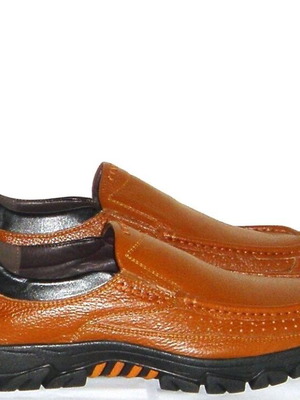 Luxury men's loafers size 45, tan color